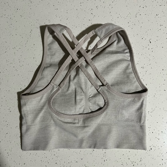 New Balance Sports Bra - Picture 4 of 4